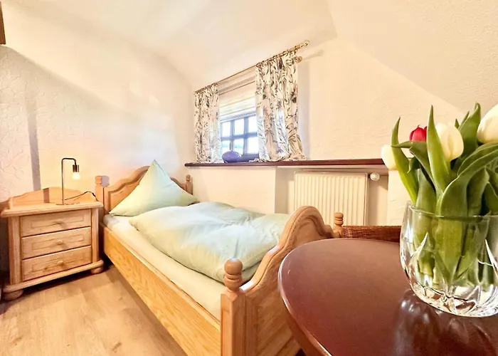 Deutsches Haus Mit Wlan Und Parkplatz, Hdz Und Kliniken In Der Naehe, Direkt An Der A2 Und A30 Gelegen * Lohne (North Rhine-Westphalia)